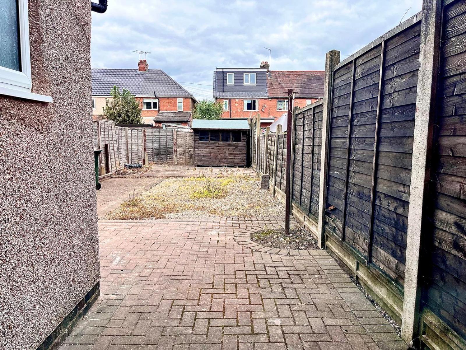 Holiday home Perfect For Contractors, Driveway With Free Parking, Close To Centre *