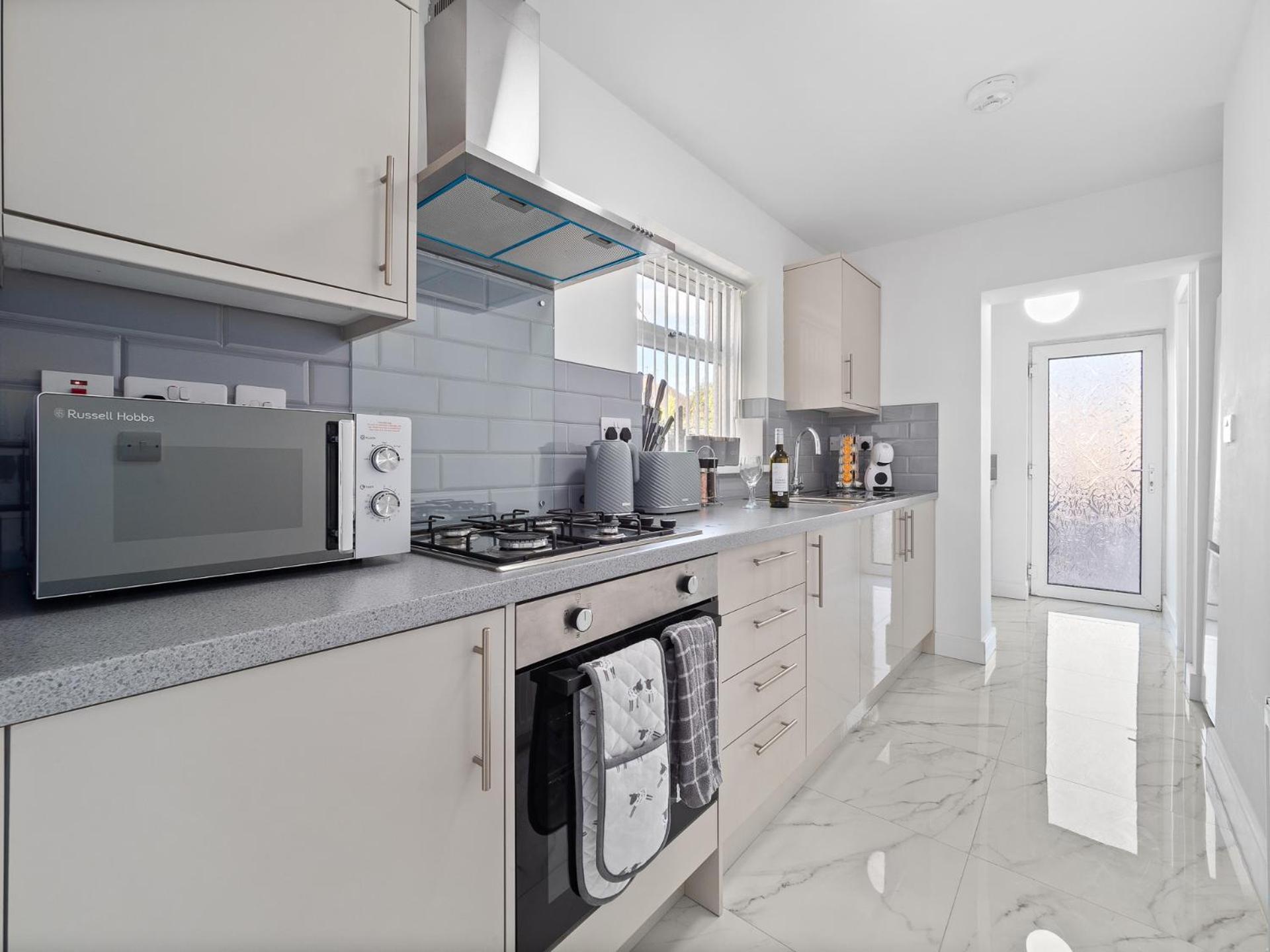 Perfect For Contractors, Driveway With Free Parking, Close To Centre Holiday home Coventry
